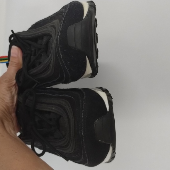 Nike Air Max 97 QS Athletic Lace Up Running Shoe Mens Size 7 black gold swish - Picture 10 of 12